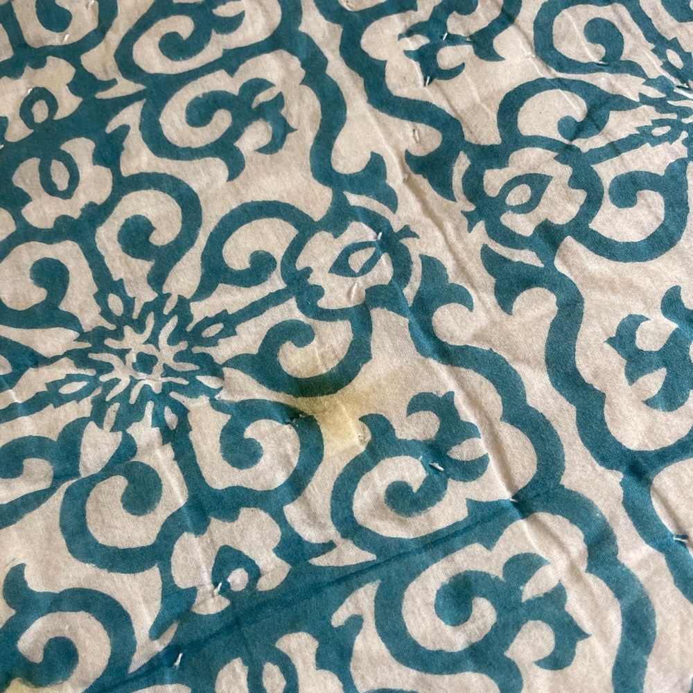 Roller Rabbit Quilt - Picture 9 of 10